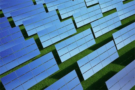 family solar panels - 3d rendering of solar panels on a grass field Stock Photo - Budget Royalty-Free & Subscription, Code: 400-04610873