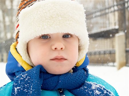 sergeitelegin (artist) - Portrait of the little boy on walk in the winter Stock Photo - Budget Royalty-Free & Subscription, Code: 400-04612053