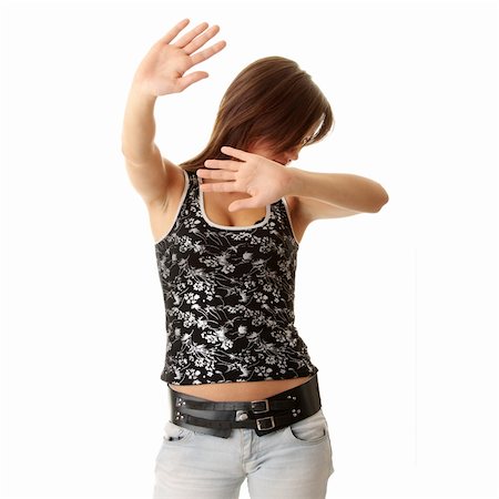 people running away scared - Teen girl frighten, covering her face - abuse crime concept Foto de stock - Super Valor sin royalties y Suscripción, Código: 400-04624850