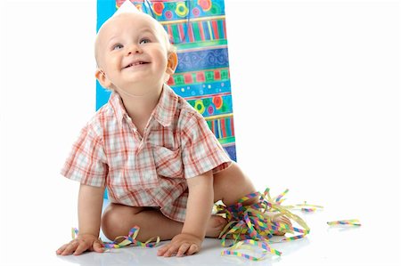 simsearch:400-06557484,k - Child boy in birthday hat over white Stockbilder - Microstock & Abonnement, Bildnummer: 400-04624899