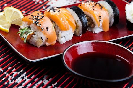simsearch:400-05299211,k - Traditional japanese food Foto de stock - Super Valor sin royalties y Suscripción, Código: 400-04626584
