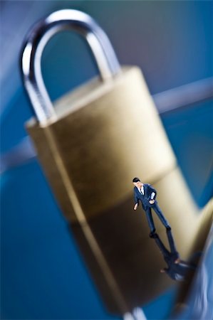 simsearch:400-04126889,k - Padlock and notebook computer Stock Photo - Budget Royalty-Free & Subscription, Code: 400-04627037