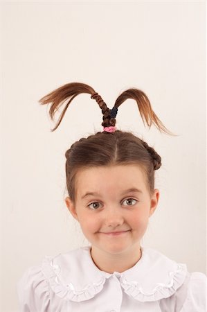 simsearch:400-04131892,k - School girl wearing uniform with funny hair style Stockbilder - Microstock & Abonnement, Bildnummer: 400-04628751