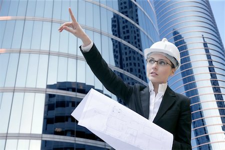 architect woman working outdoor with modern buildings Stock Photo - Budget Royalty-Free & Subscription, Code: 400-04629739