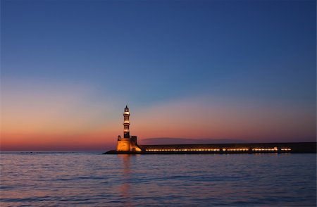 simsearch:400-05044996,k - Hania lighthouse at dusk. Crete, Greece. Photographie de stock - Aubaine LD & Abonnement, Code: 400-04629902