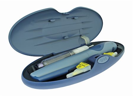 excitator (artist) - Insulin pen, compact case, disposable needles, close-up Photographie de stock - Aubaine LD & Abonnement, Code: 400-04620135