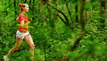 Woman trail runner, from a complete series of photos. Foto de stock - Super Valor sin royalties y Suscripción, Código: 400-04620557