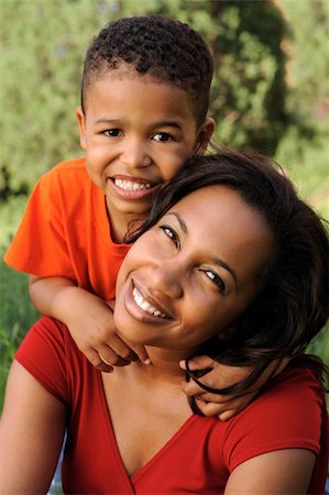 studio1one (artist) - African American mother and child spending time together Foto de stock - Royalty-Free Super Valor e Assinatura, Número: 400-04622458