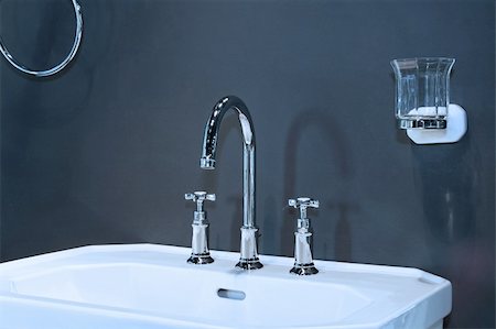 Close up shot of classic style wash basin Stock Photo - Budget Royalty-Free & Subscription, Code: 400-04622924