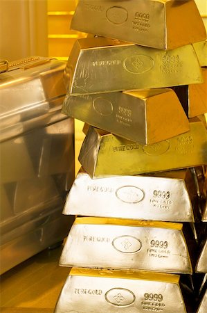 Close up shot of pure gold bars Stock Photo - Budget Royalty-Free & Subscription, Code: 400-04622926