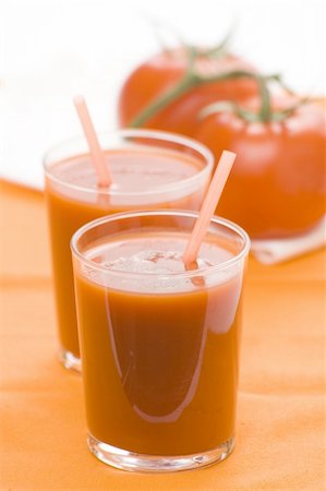refreshment and healthy diet drink tomato juice isolated Photographie de stock - Aubaine LD & Abonnement, Code: 400-04635735