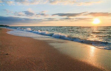 simsearch:400-07248217,k - Sea  sunset surf great wave break on sandy coastline Foto de stock - Super Valor sin royalties y Suscripción, Código: 400-04637833