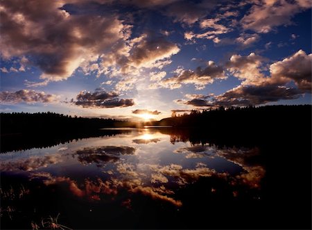 simsearch:400-07035910,k - A dramatic sunset on a beautiful lake, Buskerud, Norway Foto de stock - Super Valor sin royalties y Suscripción, Código: 400-04638254