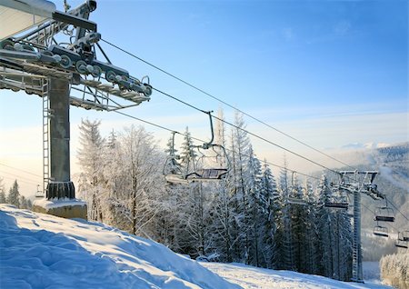 simsearch:400-04319458,k - winter morning mountain landscape with ski lift and skiing slope Stock Photo - Budget Royalty-Free & Subscription, Code: 400-04639975