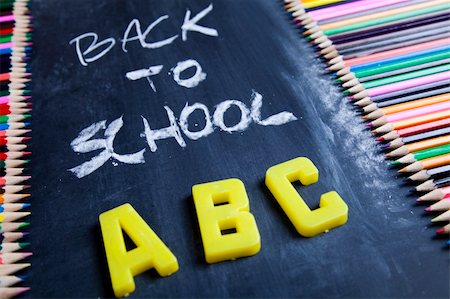 simsearch:400-05232562,k - Inscription on a school chalkboard - back to school Photographie de stock - Aubaine LD & Abonnement, Code: 400-04631649