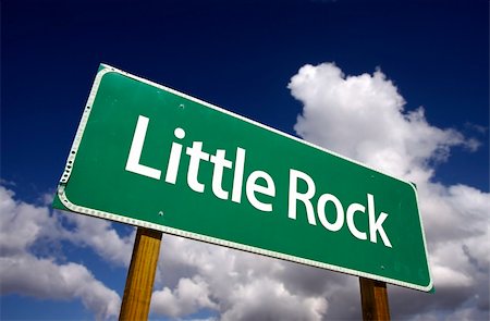 Little Rock Road Sign with dramatic blue sky and clouds - U.S. State Capitals Series. Fotografie stock - Microstock e Abbonamento, Codice: 400-04646453