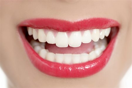 simsearch:400-04575822,k - Beautiful woman perfect teeth smile with red lips Photographie de stock - Aubaine LD & Abonnement, Code: 400-04649228