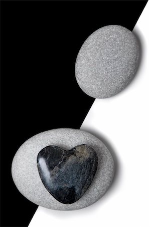 simsearch:400-04640528,k - Stone heart and white pebbles on a split background Stock Photo - Budget Royalty-Free & Subscription, Code: 400-04640530