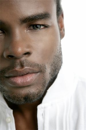 simsearch:400-04122990,k - African american cute black young man closeup portrait Foto de stock - Royalty-Free Super Valor e Assinatura, Número: 400-04654703