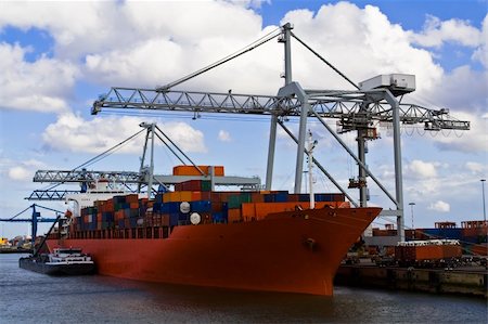 port rotterdam - Freight ship under loading in the Port of Rotterdam Stock Photo - Budget Royalty-Free & Subscription, Code: 400-04654772