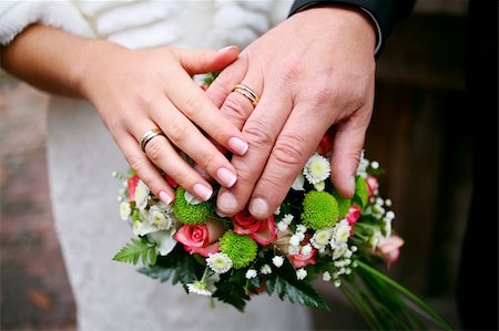 A wedding etude is in colors, weddings rings Photographie de stock - Aubaine LD & Abonnement, Code: 400-04658163