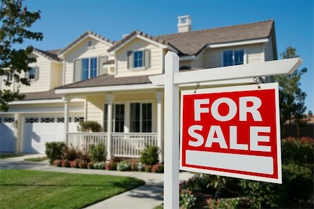 simsearch:400-03937070,k - Home For Sale Sign in Front of New House. Stock Photo - Budget Royalty-Free & Subscription, Code: 400-04651014