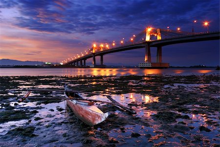 detail of boat and people - Marcelo Fernan Bridge found in Cebu City Philippines Stock Photo - Budget Royalty-Free & Subscription, Code: 400-04652574