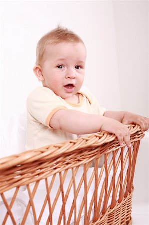 simsearch:400-04162652,k - Portrait of cute newborn laughing Stockbilder - Microstock & Abonnement, Bildnummer: 400-04664181