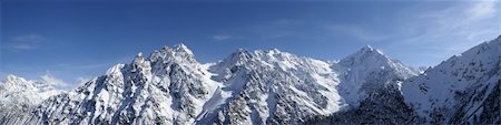 simsearch:400-07478926,k - High Mountains. Panorama. Caucasus. Tsey. Photographie de stock - Aubaine LD & Abonnement, Code: 400-04665262