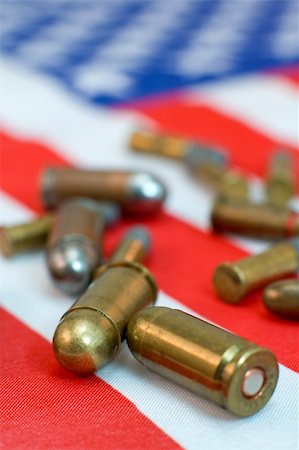 rorem (artist) - several gun and rifle ammunition of american flag Photographie de stock - Aubaine LD & Abonnement, Code: 400-04665828