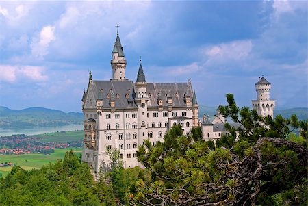 simsearch:400-04759885,k - The amazing Neuschwanstein castle in Bavaria, Germany Stock Photo - Budget Royalty-Free & Subscription, Code: 400-04661022