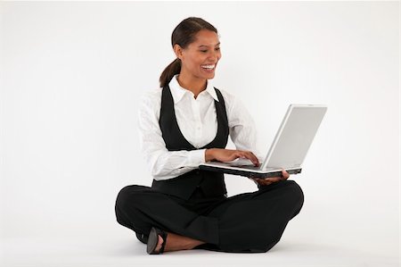 edbockstock (artist) - Young woman sitting on floor using laptop. Horizontally format. Photographie de stock - Aubaine LD & Abonnement, Code: 400-04661627