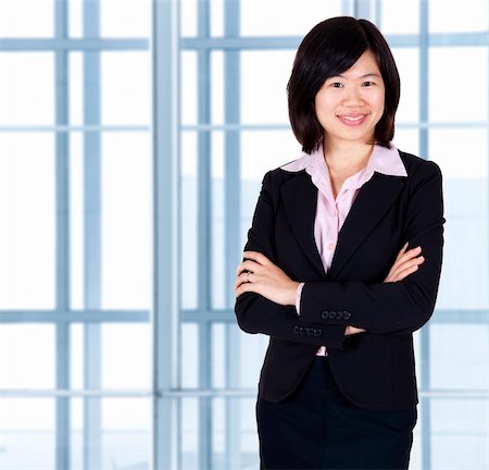 simsearch:400-07246047,k - Asian business women standing in office. Foto de stock - Super Valor sin royalties y Suscripción, Código: 400-04676717