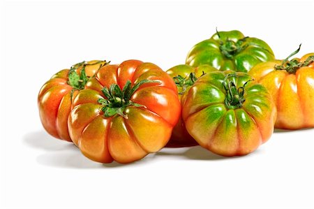 simsearch:400-04902993,k - fresh natural green and red tomatoes background Stockbilder - Microstock & Abonnement, Bildnummer: 400-04676913