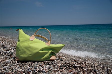 simsearch:400-04124750,k - Beach bag, summer holiday dreams Stock Photo - Budget Royalty-Free & Subscription, Code: 400-04677864