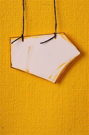 simsearch:400-07405808,k - Close up of handmade paper tag for background Stock Photo - Budget Royalty-Free & Subscription, Code: 400-04679371