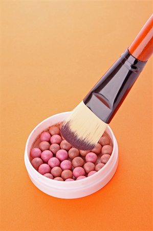 simsearch:400-08432024,k - cosmetic brush and rouge  on the orange background Stock Photo - Budget Royalty-Free & Subscription, Code: 400-04670257