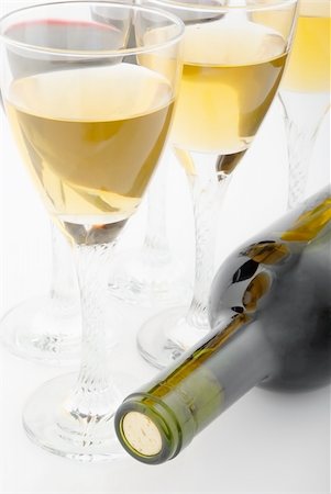 simsearch:400-05286682,k - wine in wineglasses with closed bottle Stock Photo - Budget Royalty-Free & Subscription, Code: 400-04671760