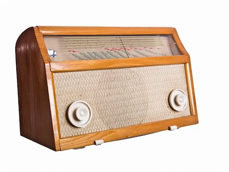 simsearch:400-04666848,k - Vintage Radio isolated on white background Photographie de stock - Aubaine LD & Abonnement, Code: 400-04672309