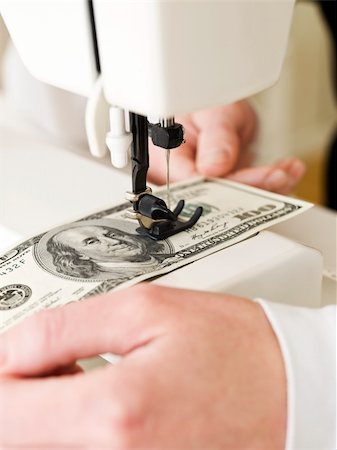 simsearch:700-00070587,k - Dollar bank note in a sewing machine Foto de stock - Super Valor sin royalties y Suscripción, Código: 400-04684258