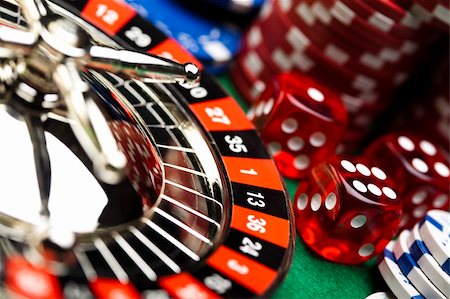 roulette (jeu) - Casino - a place where you can win or lose money Photographie de stock - Aubaine LD & Abonnement, Code: 400-04682630