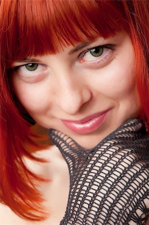 simsearch:400-04651881,k - Portrait of beautiful woman with red hair Photographie de stock - Aubaine LD & Abonnement, Code: 400-04682724