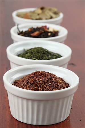 simsearch:400-05678542,k - White bowls with various kinds of tea - focus on rooibos Foto de stock - Super Valor sin royalties y Suscripción, Código: 400-04693478