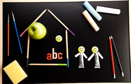 simsearch:400-07049919,k - Inscription on a school chalkboard - back to school Fotografie stock - Microstock e Abbonamento, Codice: 400-04693786