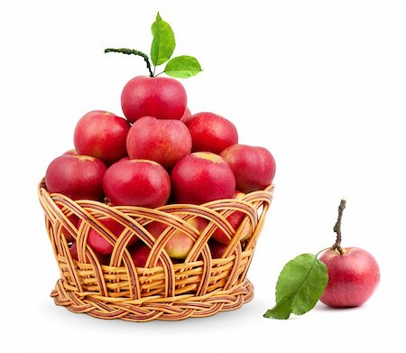 simsearch:400-05194830,k - Basket of apples isolated on a white background Stockbilder - Microstock & Abonnement, Bildnummer: 400-04704380