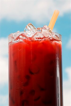 simsearch:400-07555096,k - cool red syrup with blue sky background Stock Photo - Budget Royalty-Free & Subscription, Code: 400-04707524
