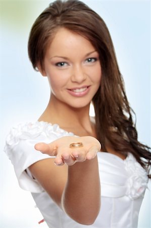 simsearch:400-04759494,k - Young beautiful caucasian bride over white background Stock Photo - Budget Royalty-Free & Subscription, Code: 400-04708290