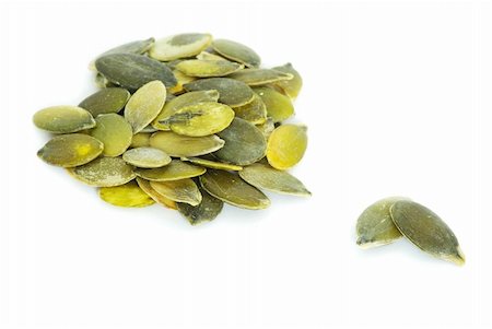 simsearch:400-04820004,k - fresh pumpkin seeds isolated on a white Stockbilder - Microstock & Abonnement, Bildnummer: 400-04708907