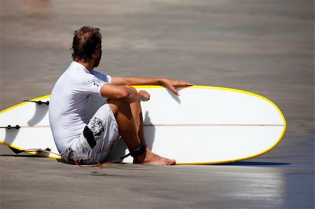 simsearch:400-07212727,k - Surfer on a coastline expecting the big wave. Bali Foto de stock - Super Valor sin royalties y Suscripción, Código: 400-04709660