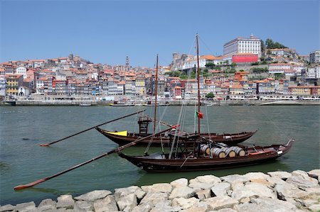 southern portugal - Traditional boats at Douro river in Porto, Portugal Stock Photo - Budget Royalty-Free & Subscription, Code: 400-04702161